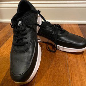 Air Max Thea, black leather Nike